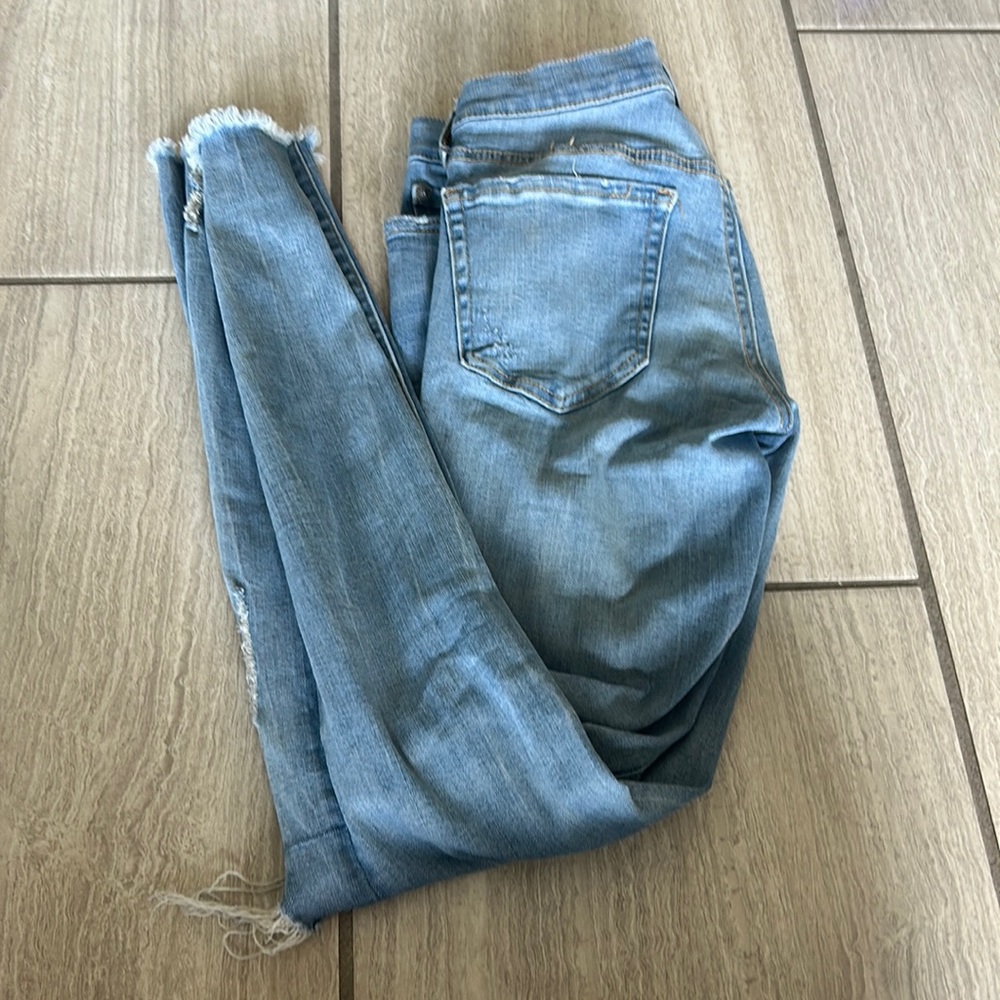 Aero ripped jeans